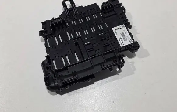 Volvo V60 Fuse module 31346284
