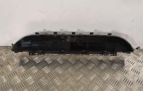 Toyota Prius (XW50) Speedometer (instrument cluster) 769318340