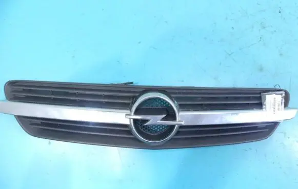 Opel Meriva A Front bumper upper radiator grill 13117843 IMPRK1246485