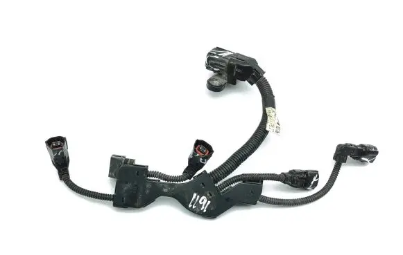 Toyota RAV 4 (XA50) Fuel injector wires 8212633050B