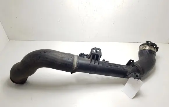 Volvo V60 Intercooler hose/pipe 31368609