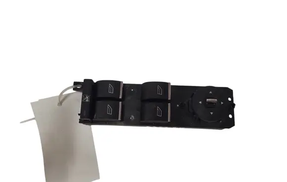 Ford Fiesta Electric window control switch 3S010108947 AM5T14A132AB