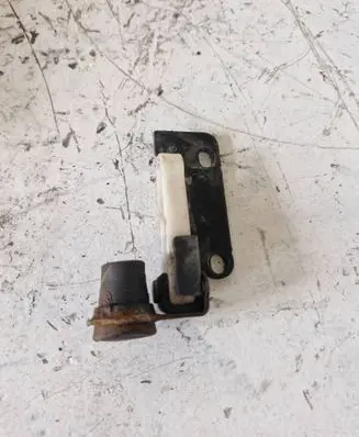 Volkswagen Caddy Sliding door check strap stopper 2K0843413A