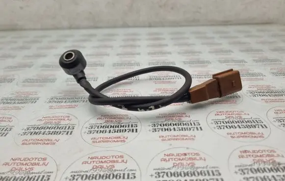 Audi Q7 4L Detonation knock sensor 077905377E