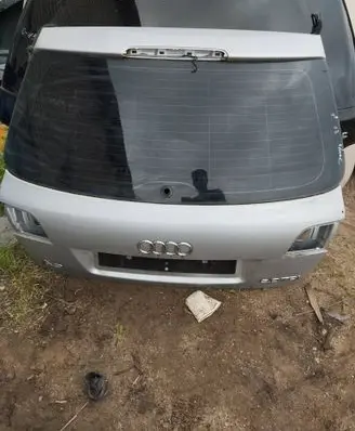Audi A4 S4 B7 8E 8H Tailgate/trunk/boot lid