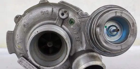 Mercedes-Benz CLS C218 X218 Turbo A2780901880