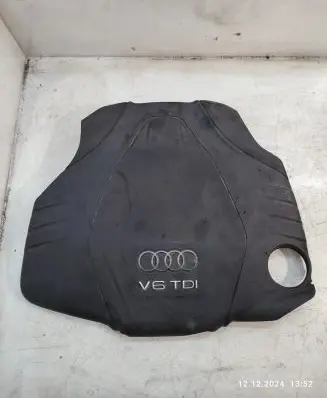 Audi A5 Sportback 8TA Engine cover (trim)