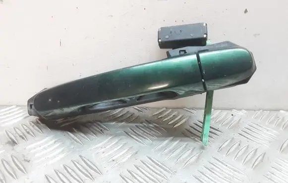 Toyota Corolla Verso E121 Front door exterior handle