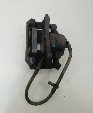Honda CR-V Front brake caliper