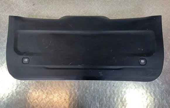 Jeep Grand Cherokee WL Tailgate/boot lid cover trim 