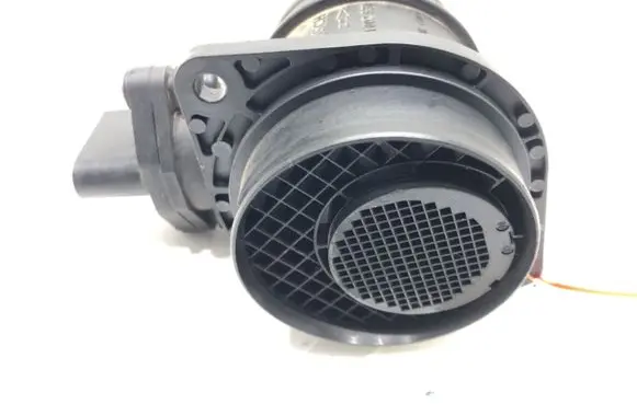 Volkswagen PASSAT B6 Mass air flow meter 0281002531