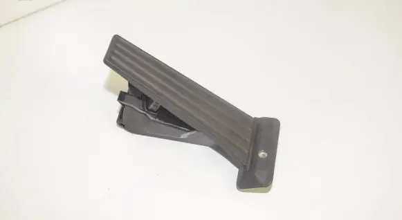 BMW X6 F16 Accelerator throttle pedal 6853175 35426853175 35406889818