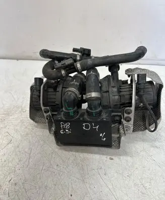 Audi A8 S8 D4 4H Secondary air pump 4H0131837A