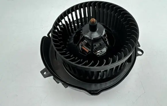 Audi A3 S3 8V Heater fan/blower 5Q0907521C