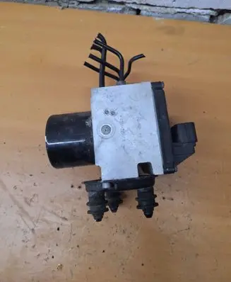 Volkswagen PASSAT B6 ABS Pump 3C0614109AF 16705912 16705712N