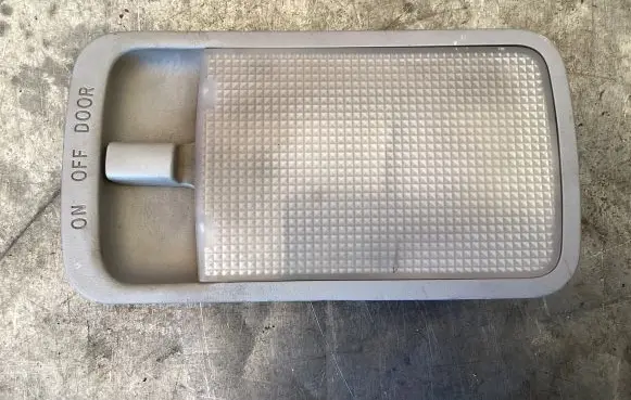 Toyota Avensis Verso Interior lighting switch 