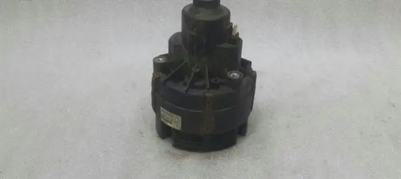 Mercedes-Benz CLS AMG C219 Secondary air pump A0001405785