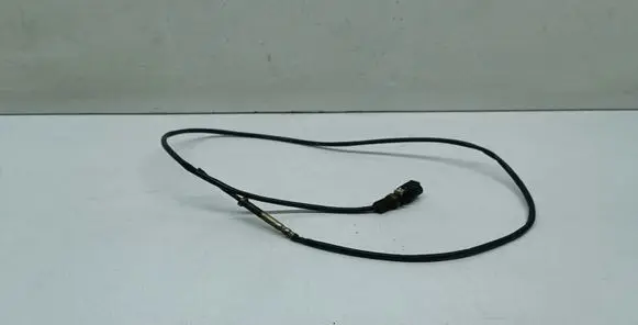 BMW 2 F46 Exhaust gas temperature sensor 8570121
