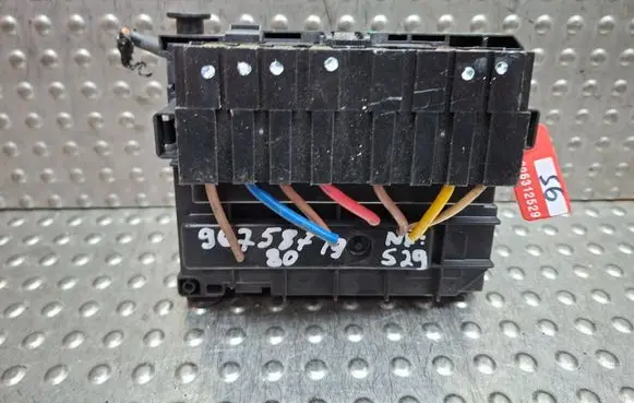 Citroen C4 Grand Picasso Fuse box set S26312529 9675877980