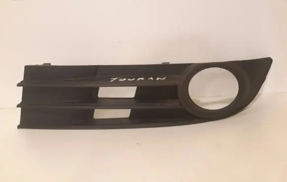 Volkswagen Touran I Front bumper lower grill 1T0853665