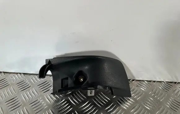 Mercedes-Benz C W205 Rear/tail light trim molding A2056930263