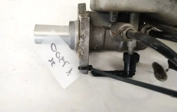 Ford Mondeo MK IV Master brake cylinder