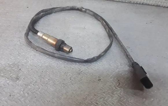 Volkswagen PASSAT CC Lambda probe sensor HTAU022