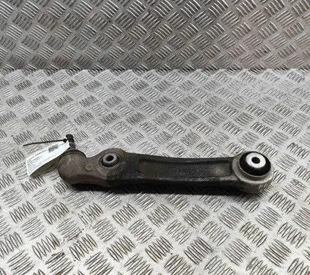 BMW 8 G14 Front lower control arm/wishbone 6886906