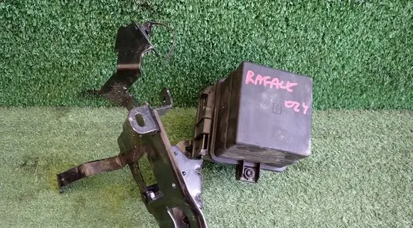 Renault Rafale Fuse box set