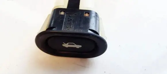 Saab 9-5 Tailgate opening switch 4733440 156796
