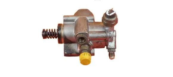 Skoda Octavia Mk2 (1Z) Mechanical fuel pump 06F127025 BWA