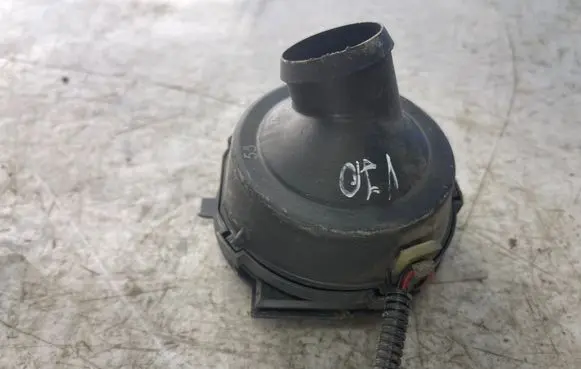 Volvo V70 Engine control unit/module fan 0130002843 8666595