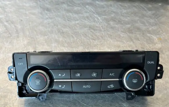 Renault Kadjar Climate control/heater control trim 275102210R