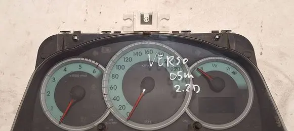Toyota Corolla Verso AR10 Speedometer (instrument cluster) MB2574308260 838000F091
