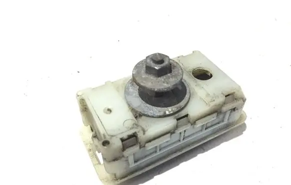 Peugeot 308 Radiator mount bracket 9800613580