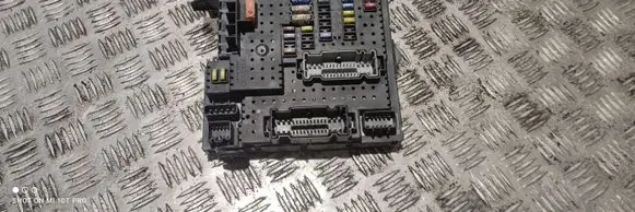 Volvo S60 Fuse module 30728512