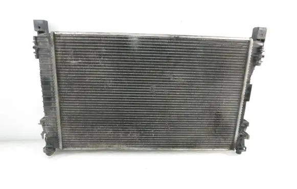 Mercedes-Benz C AMG W203 Coolant radiator 20350011