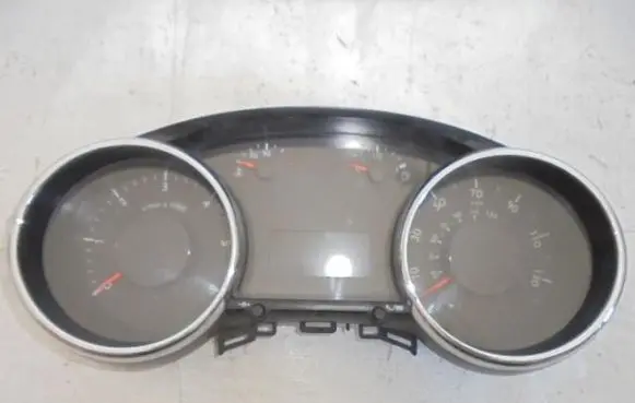 Peugeot 3008 I Speedometer (instrument cluster) 9666175180
