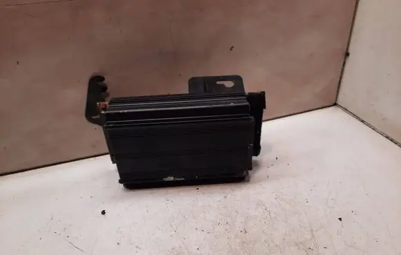 Audi A4 S4 B5 8D Sound amplifier holder/bracket 8D5035464