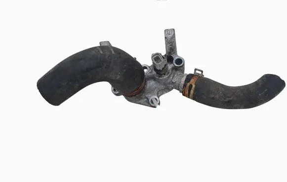 Ford Focus Thermostat housing 1N1G-8594