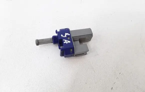 Clutch pedal sensor