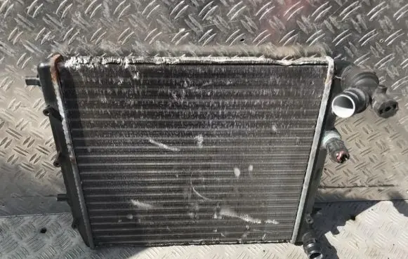 Volkswagen New Beetle Coolant radiator 6q0122291f
