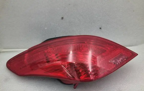 Peugeot 308 Rear/tail lights 2589G