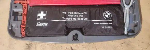 BMW 6 F12 F13 Tool set 6770487