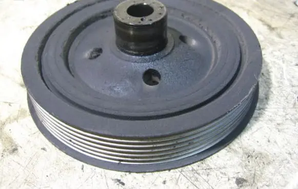 Ford Focus Crankshaft pulley XS4Q6B319FDA628A990