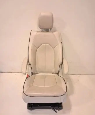 Chrysler Pacifica Second row seats 