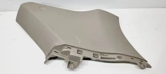 KIA Sorento (D) pillar trim (bottom) 85865C5000 85865C5010BHH