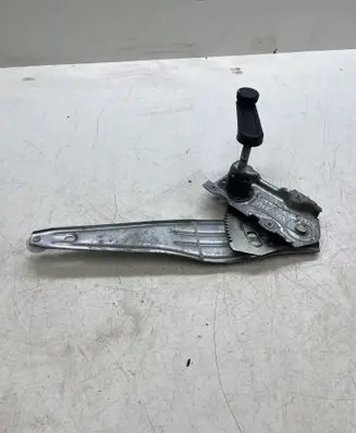 Toyota Avensis T250 Sliding door manual window regulator 