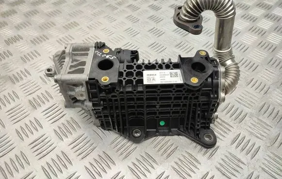 Opel Combo E EGR valve cooler 9813050280