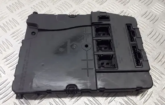 Renault Scenic II - Grand scenic II Fuse box set 8200351182